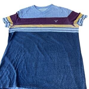 American Eagle, athletic fit, short sleeve, V-neck, T-Shirt.  Men’s size XLT